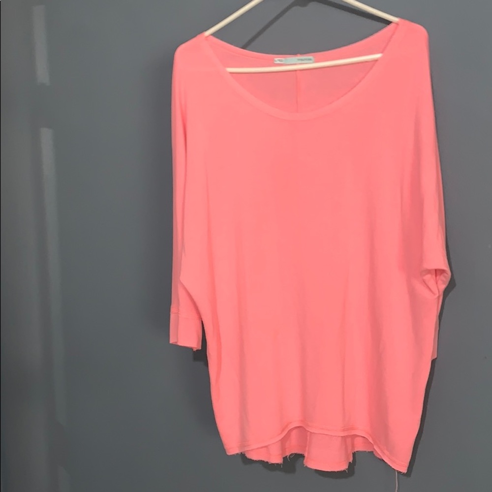 Pink 3/4 sleeve light weight sweater